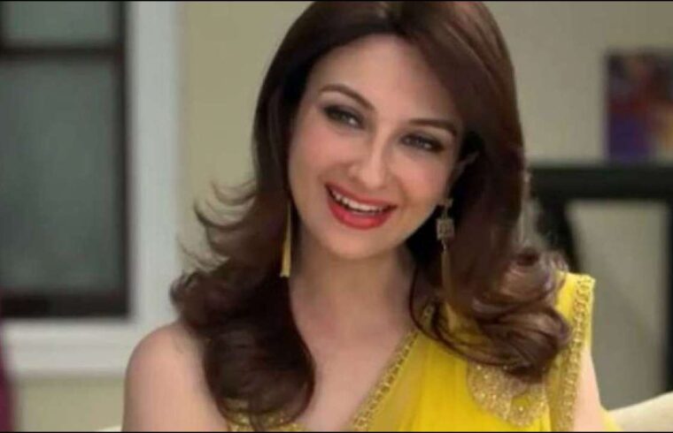 भाभीजी घर पर हैं' कि नई गोरी मैम असल जिंदगी में है बेहद खूबसूरत, फोटोज देख उड़ जाएंगे आपके होश