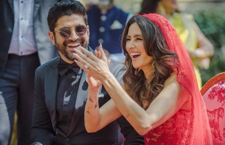 फरहान अख्तर ने अपनी गर्लफ्रेंड शिबानी दांडेकर से की शादी, एक्ट्रेस ने बदला अपना नाम