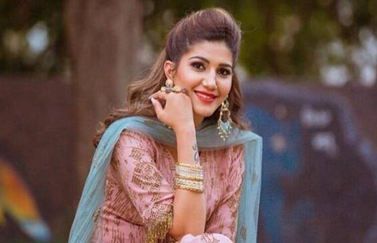 जाने आखिर क्यों सपना चौधरी ने अपने फैंन्स से मांगी माफ़ी ?