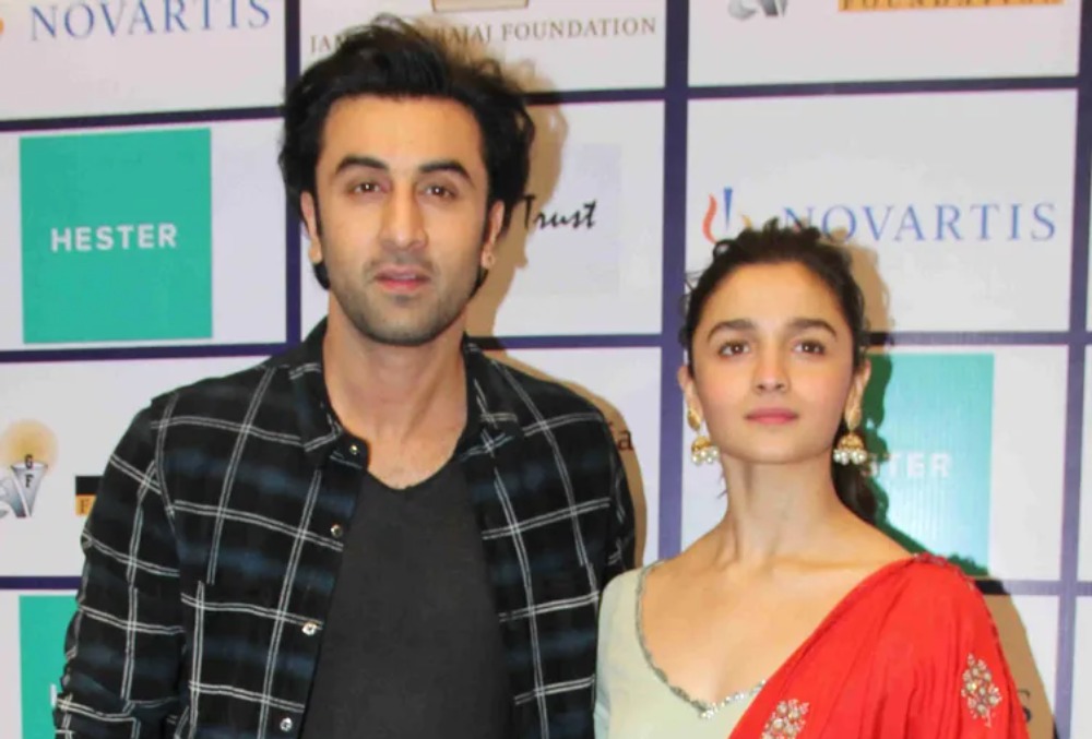 Alia Bhatt बननेवाली हैं मां Ranbir Kapoor संग फोटो की शेयर