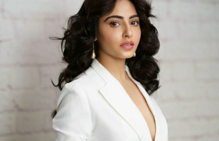 Niyati Fatnani shares experience about her role in Channa Mereya