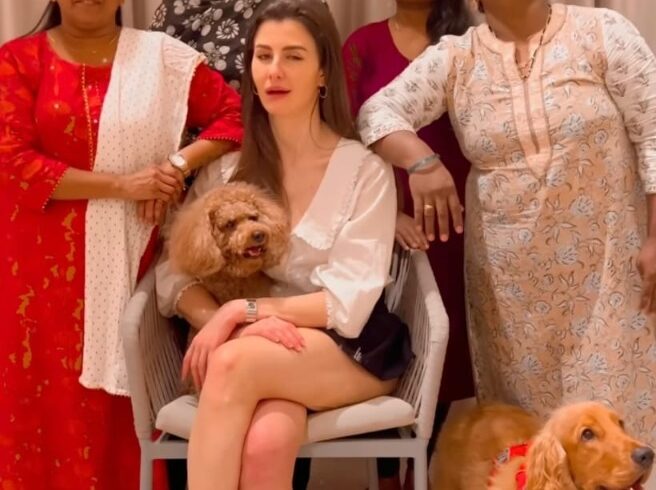 Actress Giorgia Andriani is back with her house help in this unique video